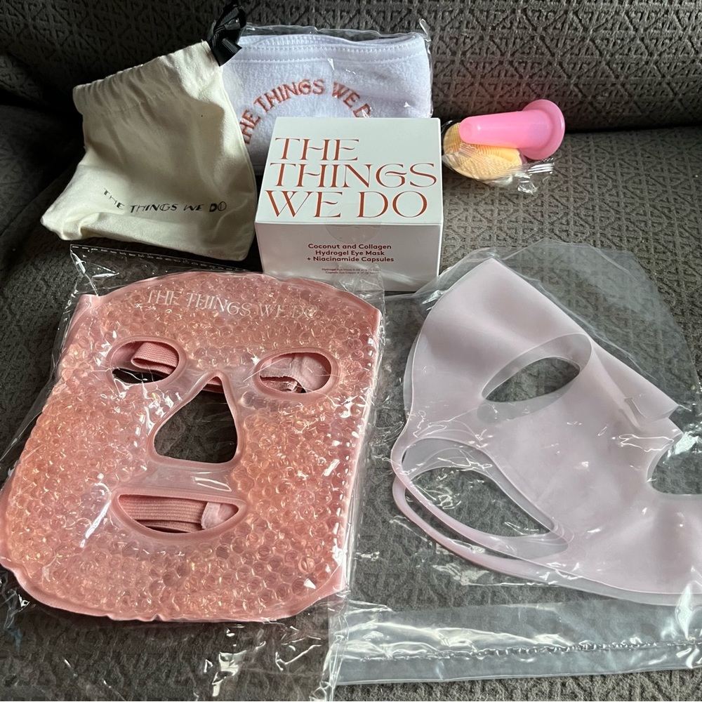 The Things We Do Coconut and Collagen Eye Mask and Capsules Bundle